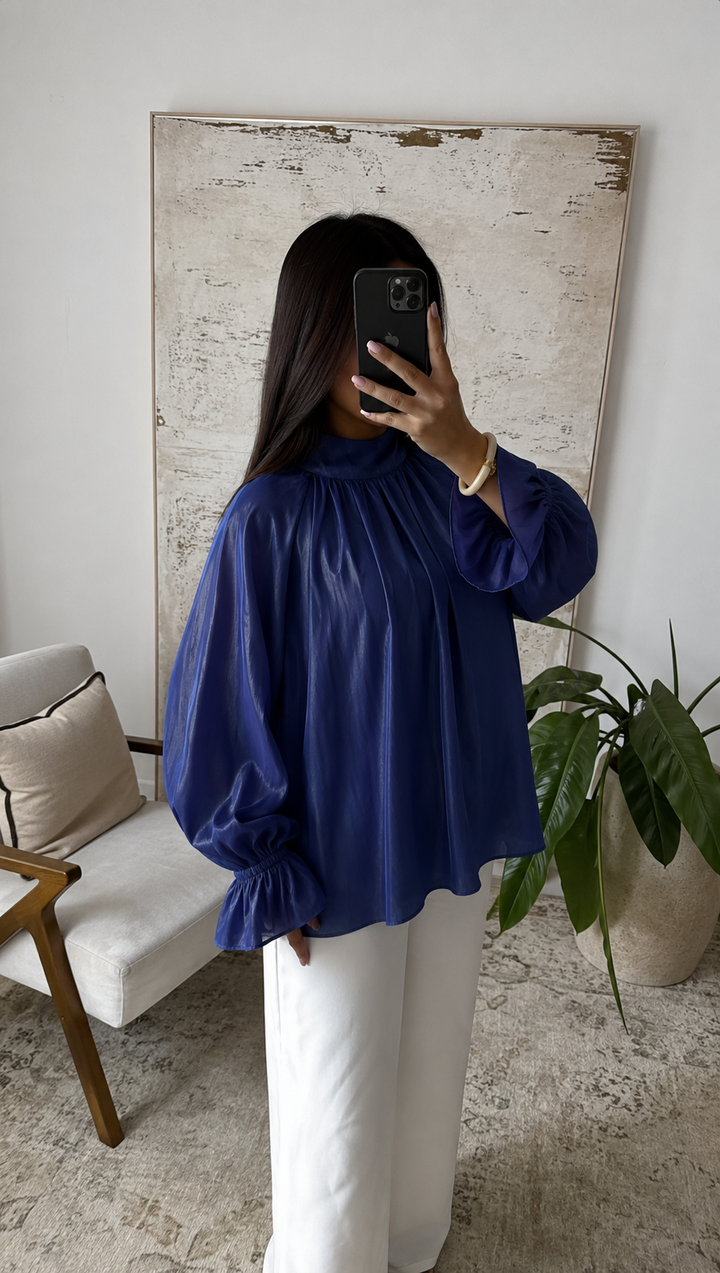 Shiny baloon shirt