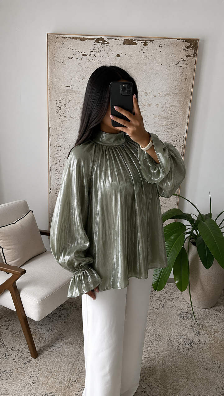 Shiny baloon shirt