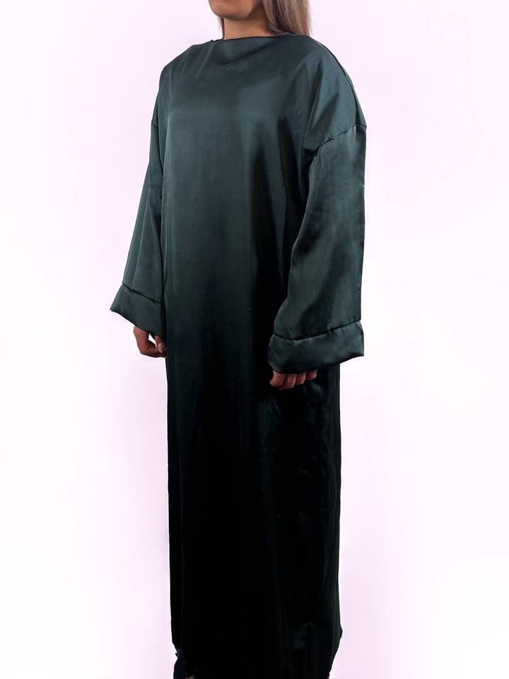 Nika abaya