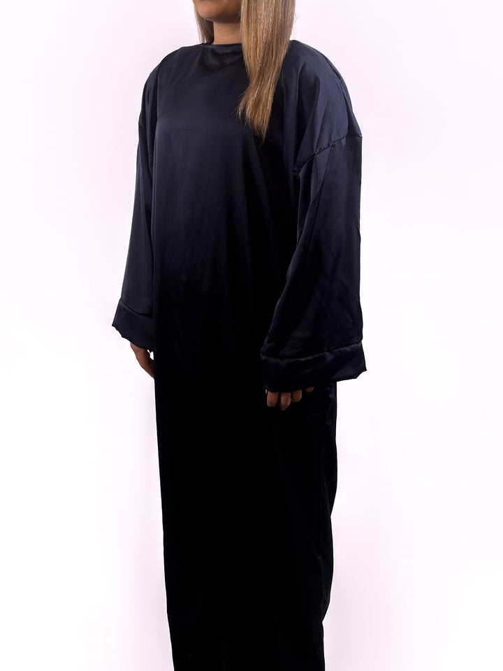 Nika abaya