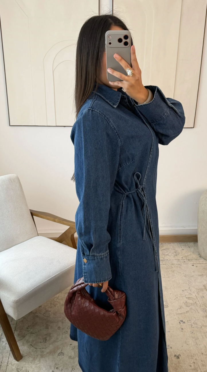 Jurk met strik van spijkerstof