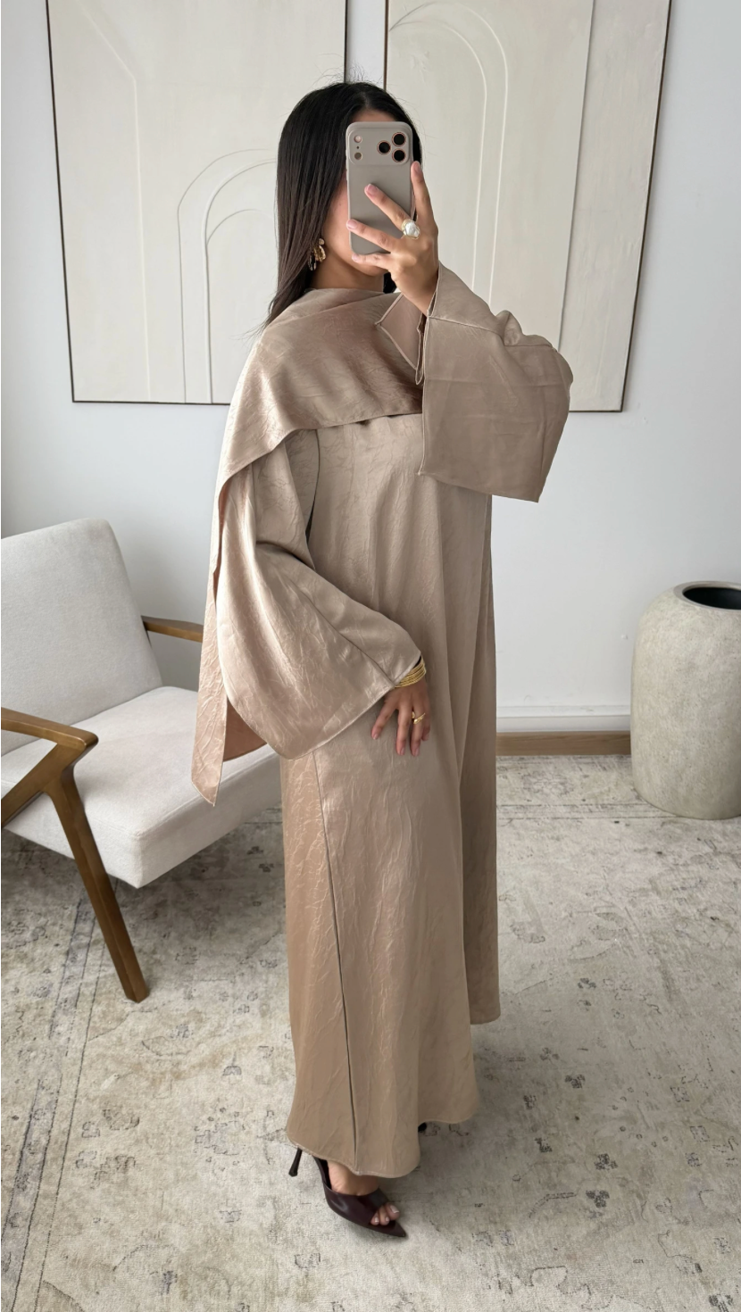Mira deluxe abaya