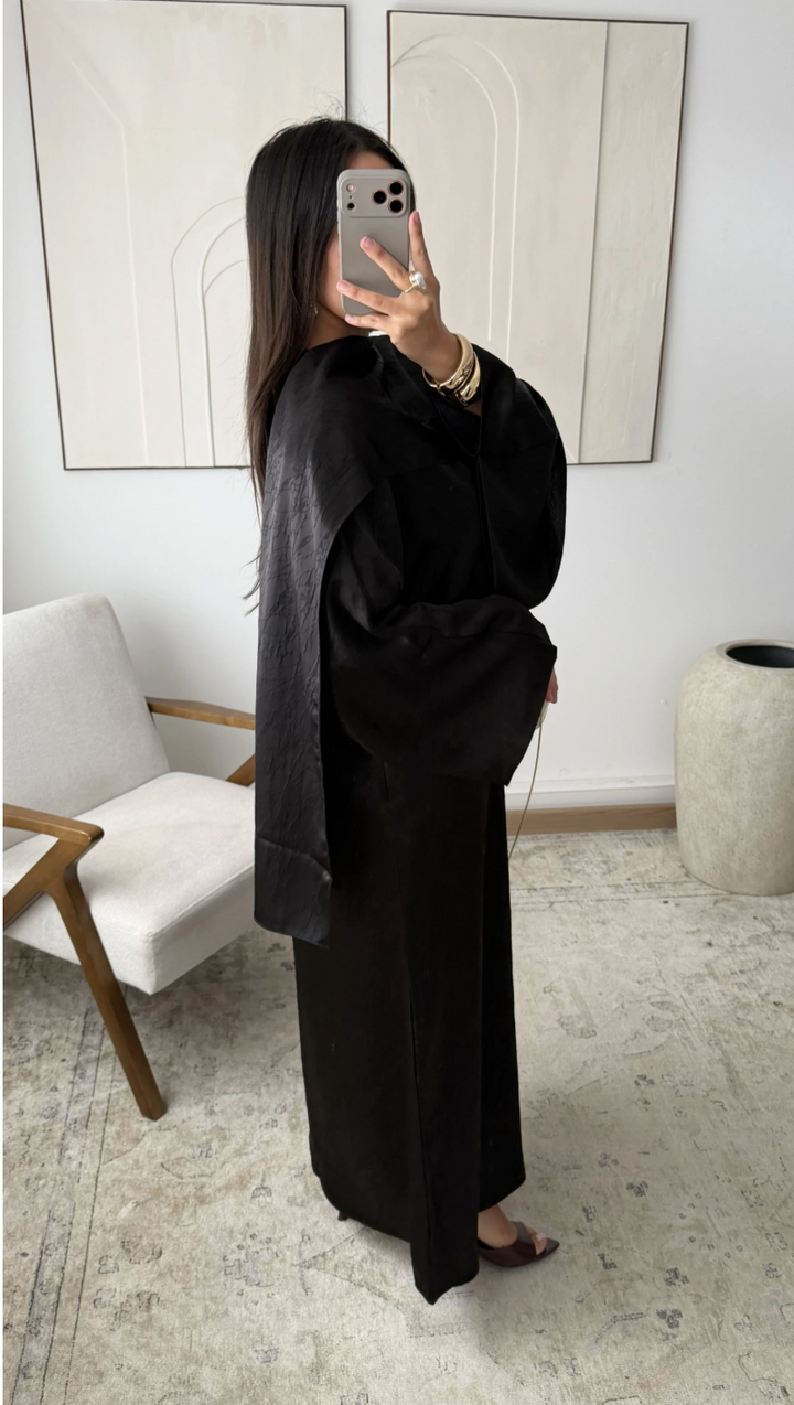 Mira deluxe abaya